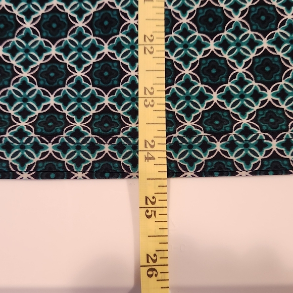 Tommy Hilfiger Sleeveless Green And Black Patterned Women's Top - Picture 9 of 9